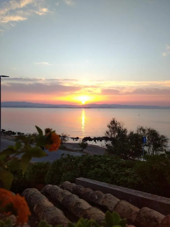 Holiday home Casa Bon' Aria Fronte Mare Sud Sardegna Villa La Maddalena