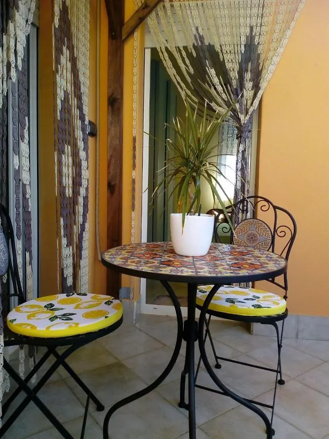 Casa Bon' Aria Fronte Mare Sud Sardegna Villa La Maddalena  Holiday home