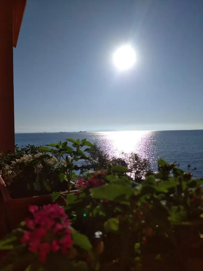 Holiday home Casa Bon' Aria Fronte Mare Sud Sardegna Villa La Maddalena